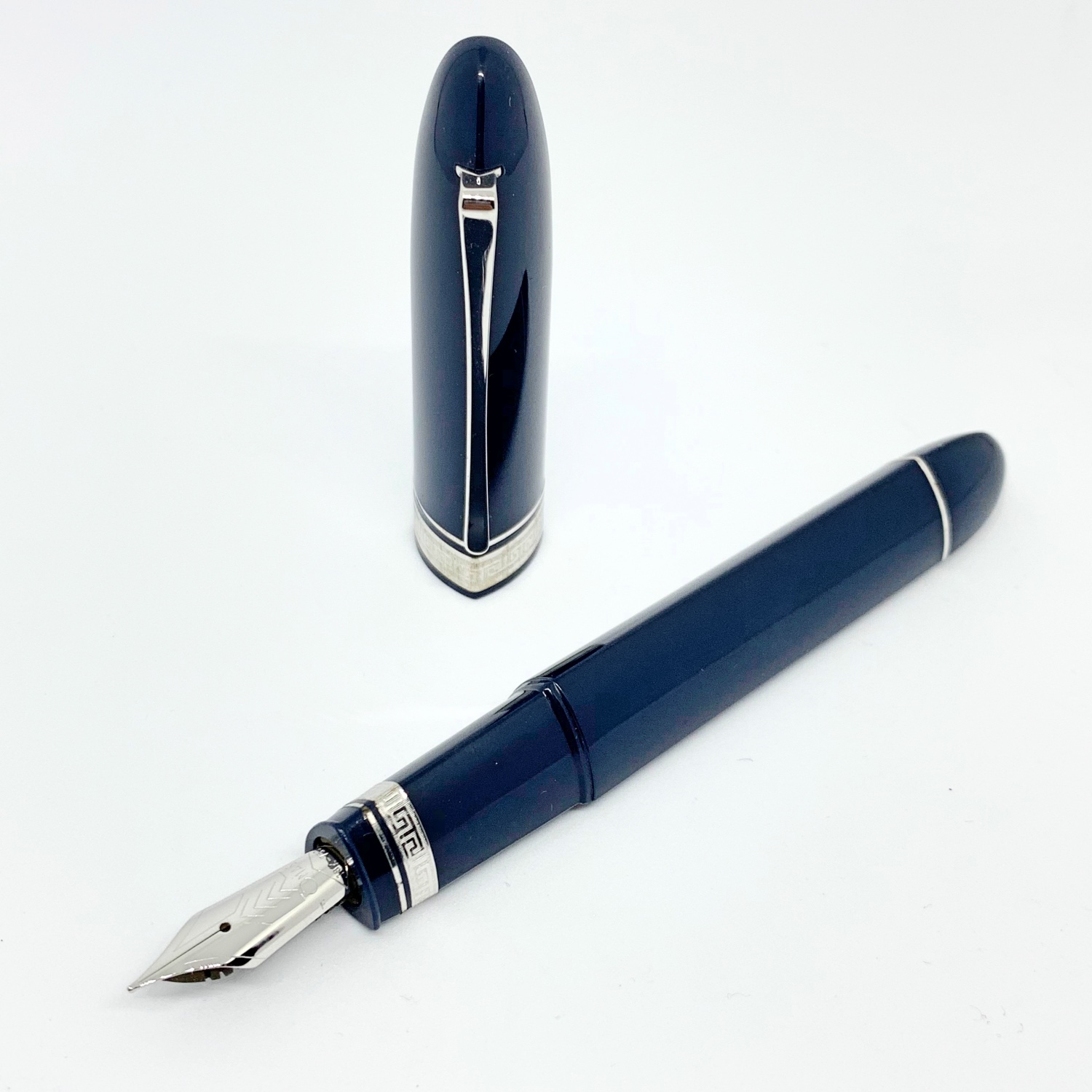 penna stilografica Omas 360 resina blu
