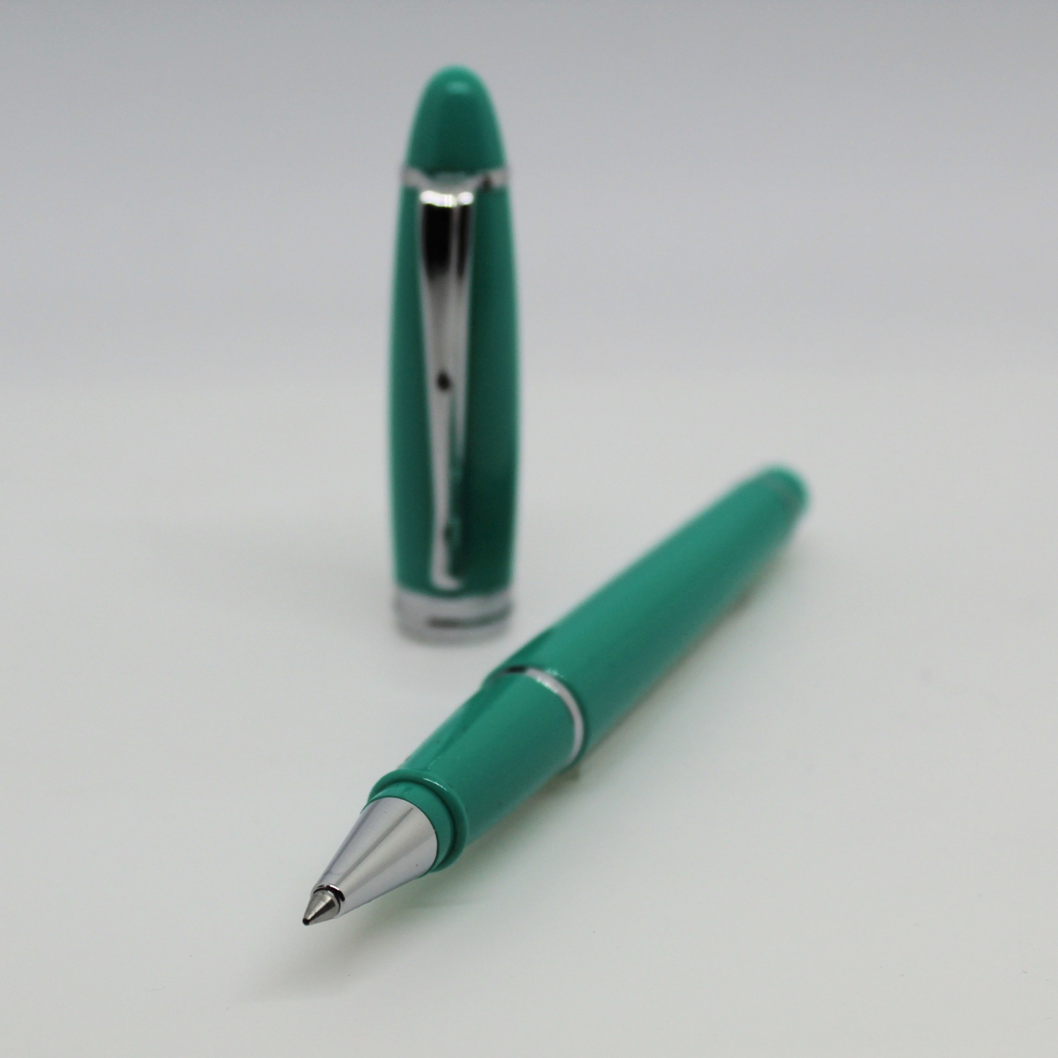 Penna Roller Aurora Ipsilon Verde Smeraldo - La Stilografica Shop